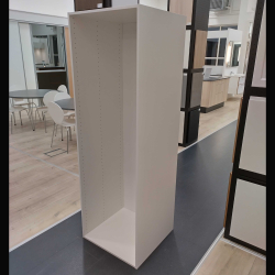 Hjskab u/lge H: 182,4 cm x D: 58,1 ( Vlg bredde under varebestilling )