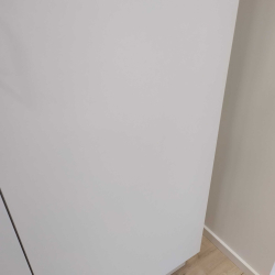 Hjskab med lge H: 195,2 cm x B: 60 X D: 60