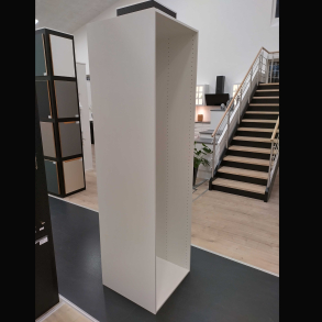 Hjskab u/lge H: 195,2 cm x D: 58,1 ( Vlg bredde under varebestilling )