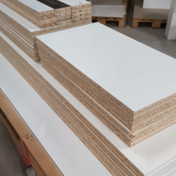 4 STK. H�jskabe med l�ge H: 195,2 X B: 60 x D: 34,0 cm