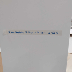 4 STK. H�jskabe med l�ge H: 195,2 X B: 60 x D: 34,0 cm