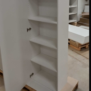 4 STK. H�jskabe med l�ge H: 195,2 X B: 60 x D: 34,0 cm