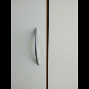 Lge H: 70,0 x B: 59,6 cm i hvid laminat med massiv bgekant