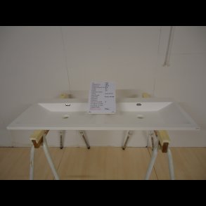 H�ndvaske B: 122 cm x D: 46,5 cm  Mat hvid.