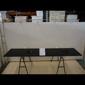 Hndvask B: 282 cm x D: 61 cm  Grahhalit mrk gr. UDSALG