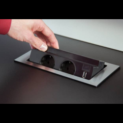 Back flip med 2 x DK-stik og 1 x USB.