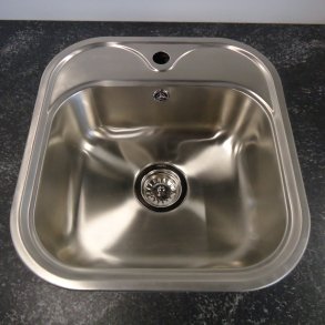 Vask 50 cm med bagplade og hanehul 